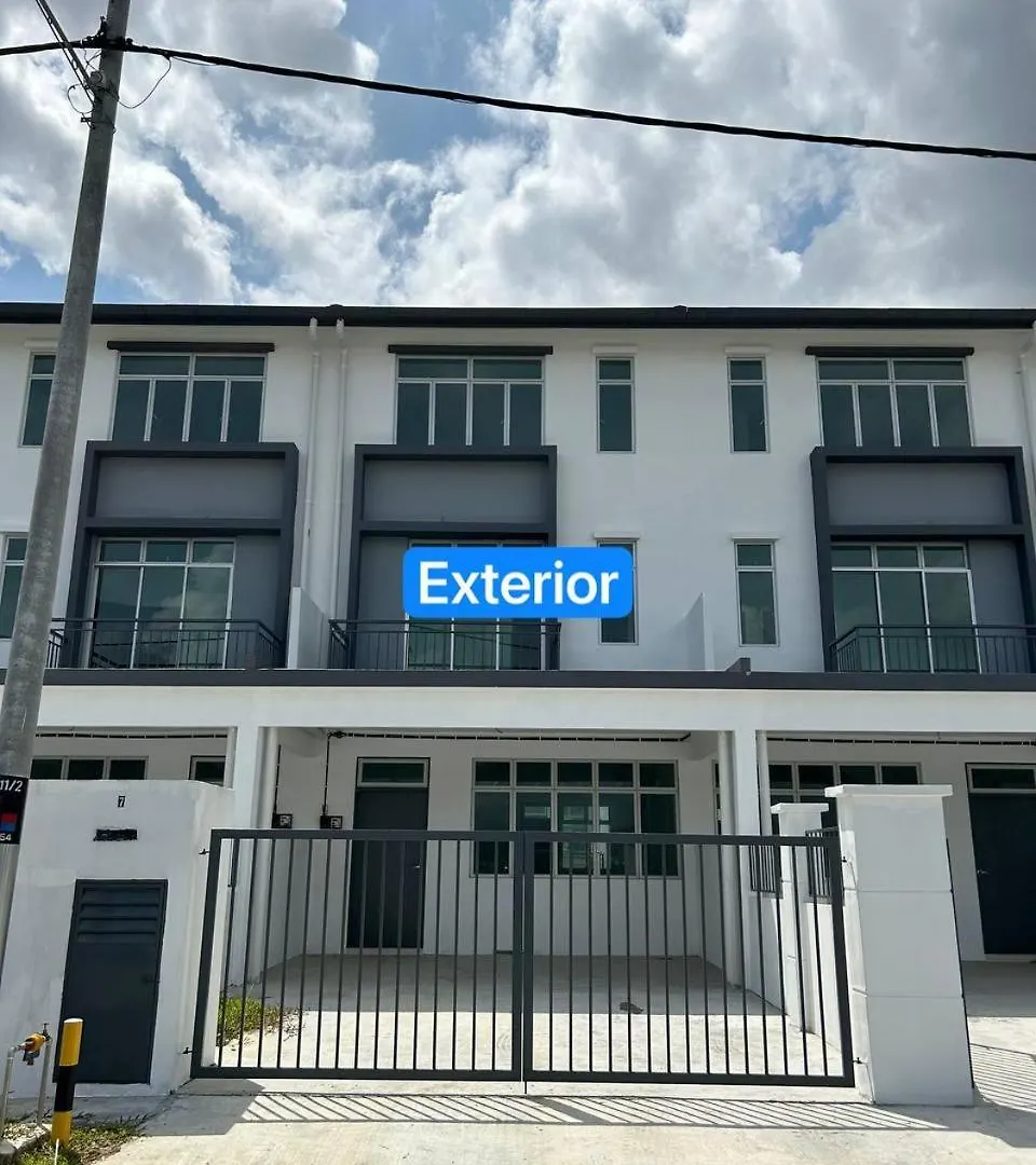 Ruma Tujoh Homestay Johor Bahru